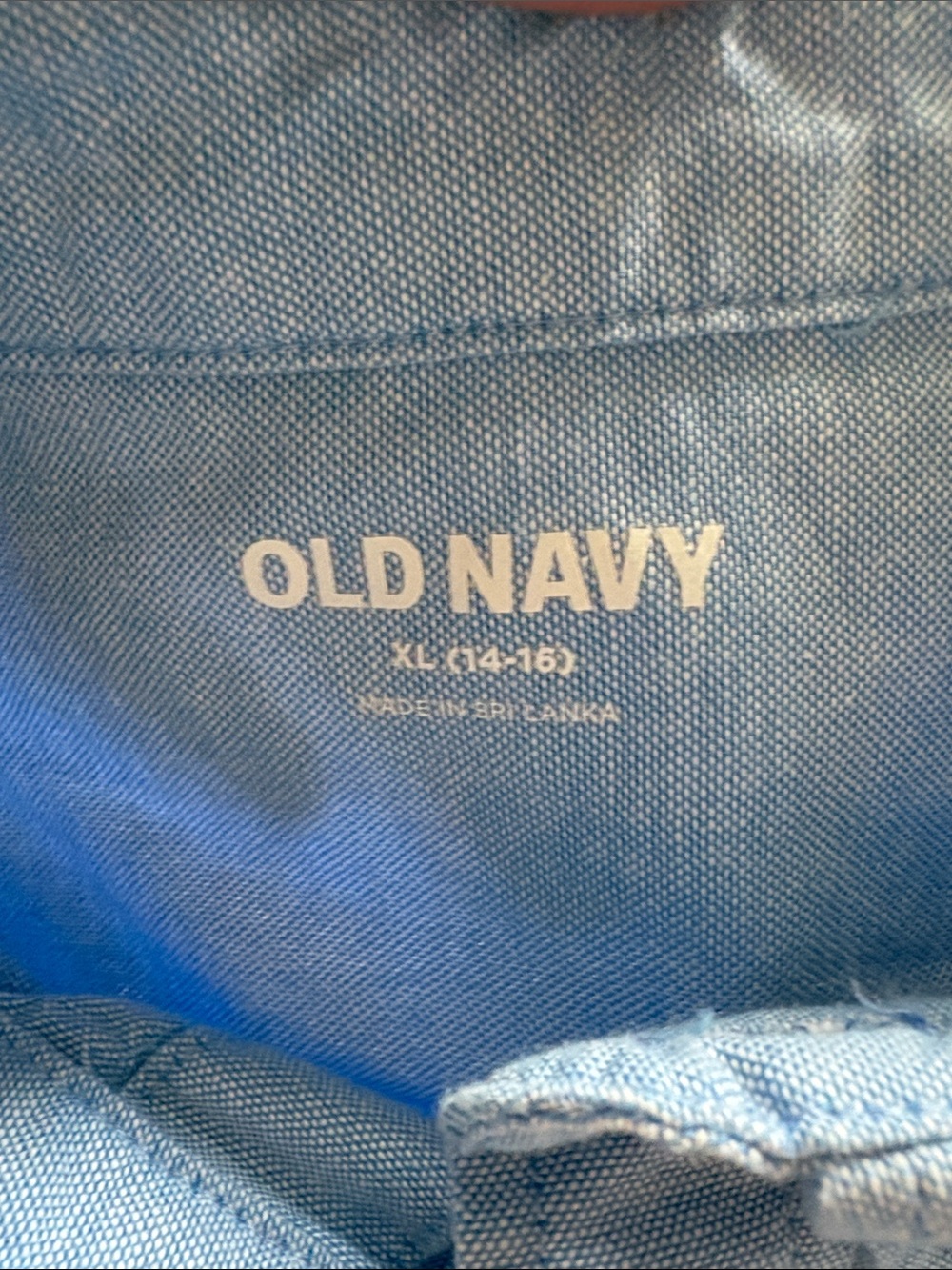 Boys Old Navy button down - Picture 2 of 4
